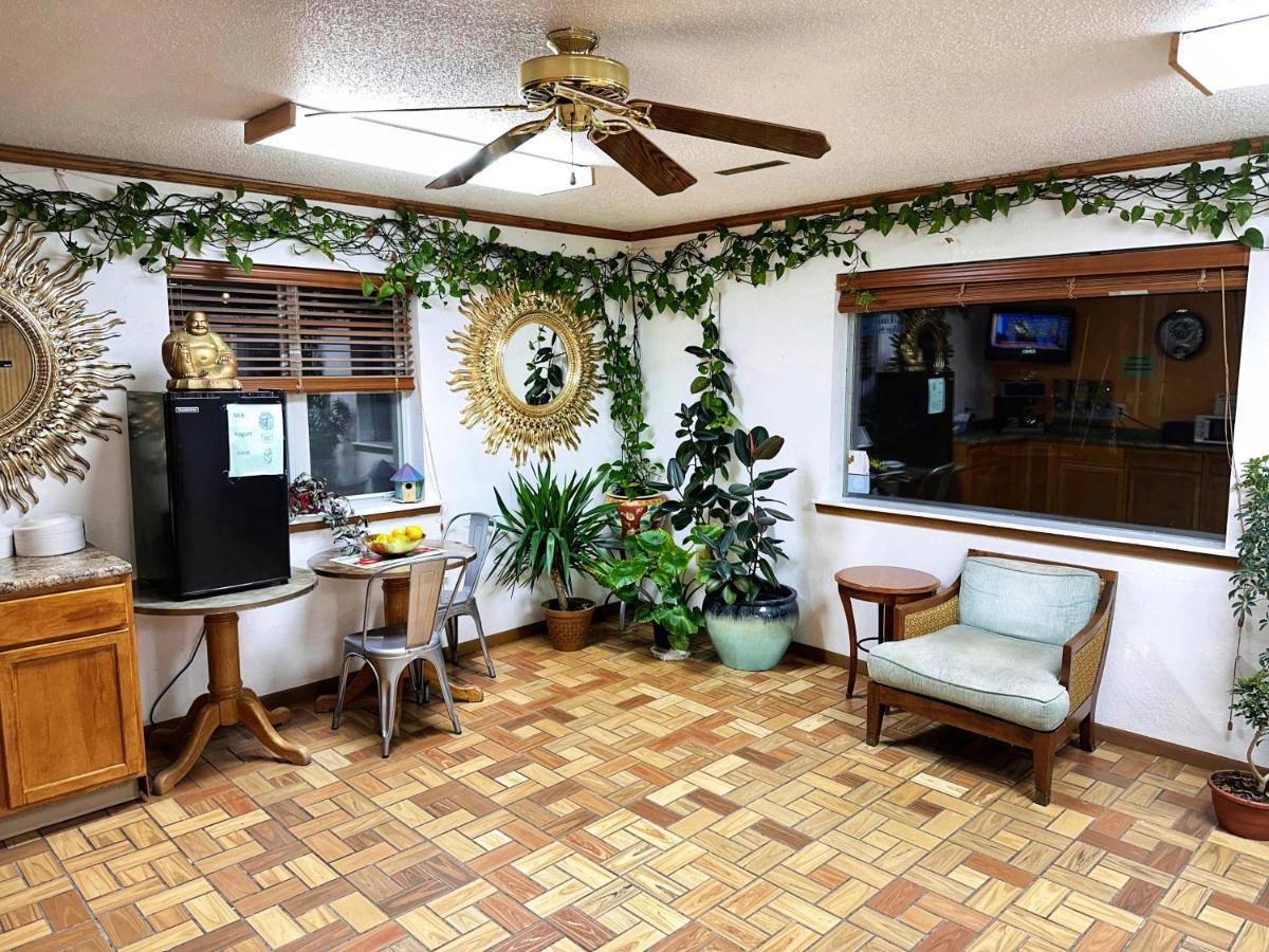 Night Inn Sweet Springs Экстерьер фото