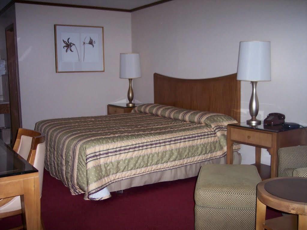 Night Inn Sweet Springs Экстерьер фото