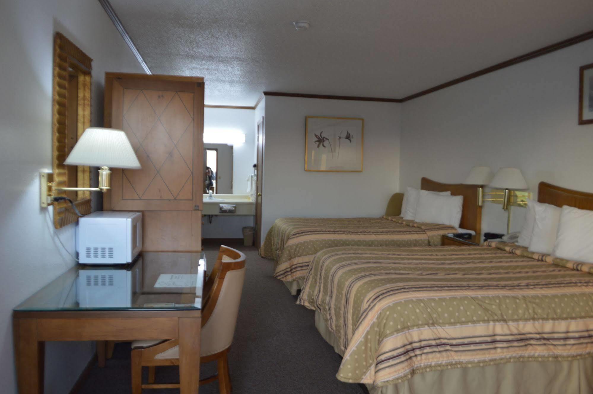 Night Inn Sweet Springs Экстерьер фото